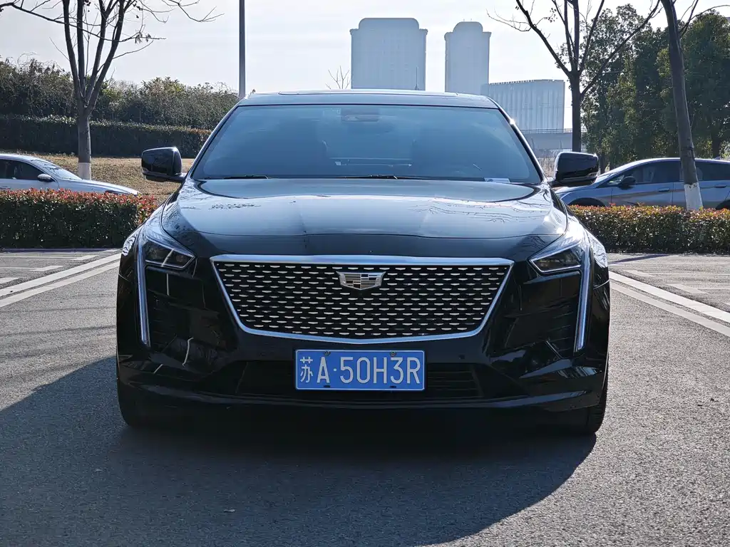 CADILLAC CT6