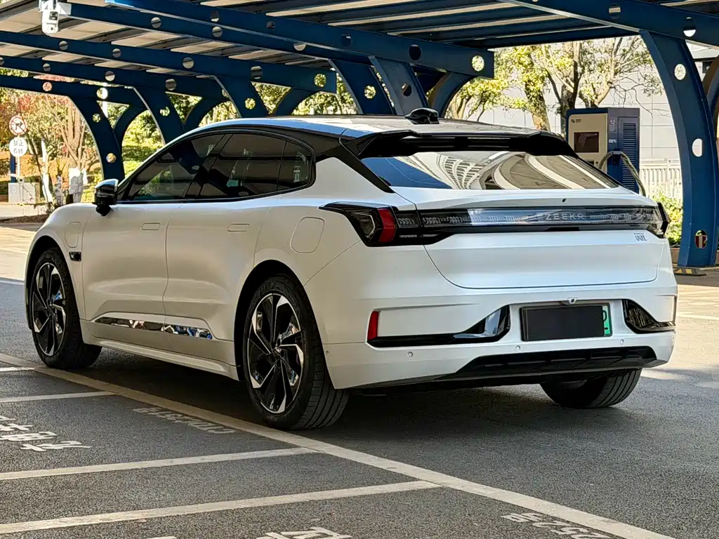 ZEEKR EXTREME KRYPTON 001