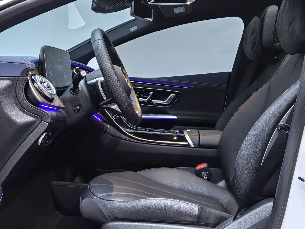 Mercedes-Benz EQE — миниатюра 12