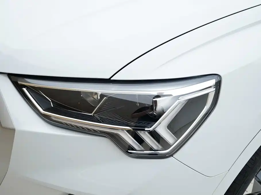 Audi Q3 — миниатюра 13