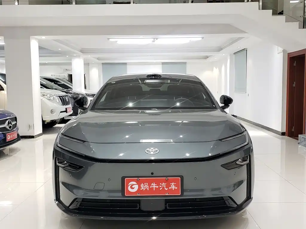 Toyota bZ7 — миниатюра 2