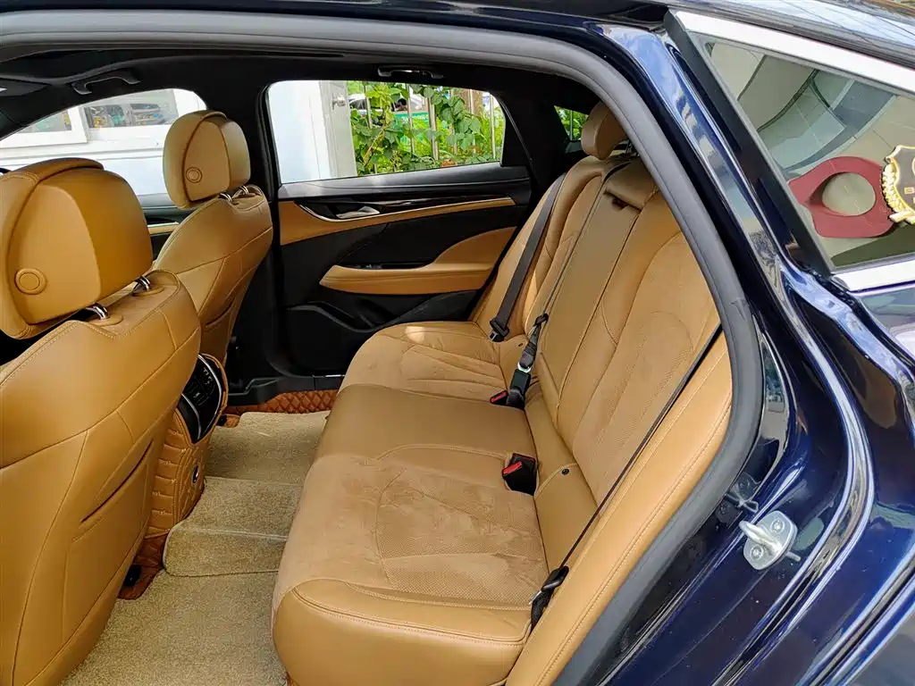 Buick LaCrosse 2021 652T Luxury