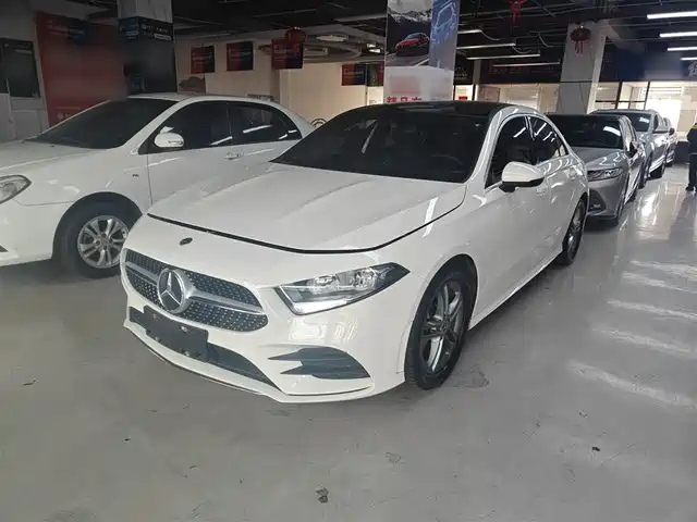 MERCEDES-BENZ A CLASS
