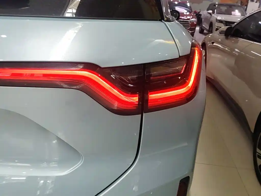 NIO ES6 — миниатюра 8