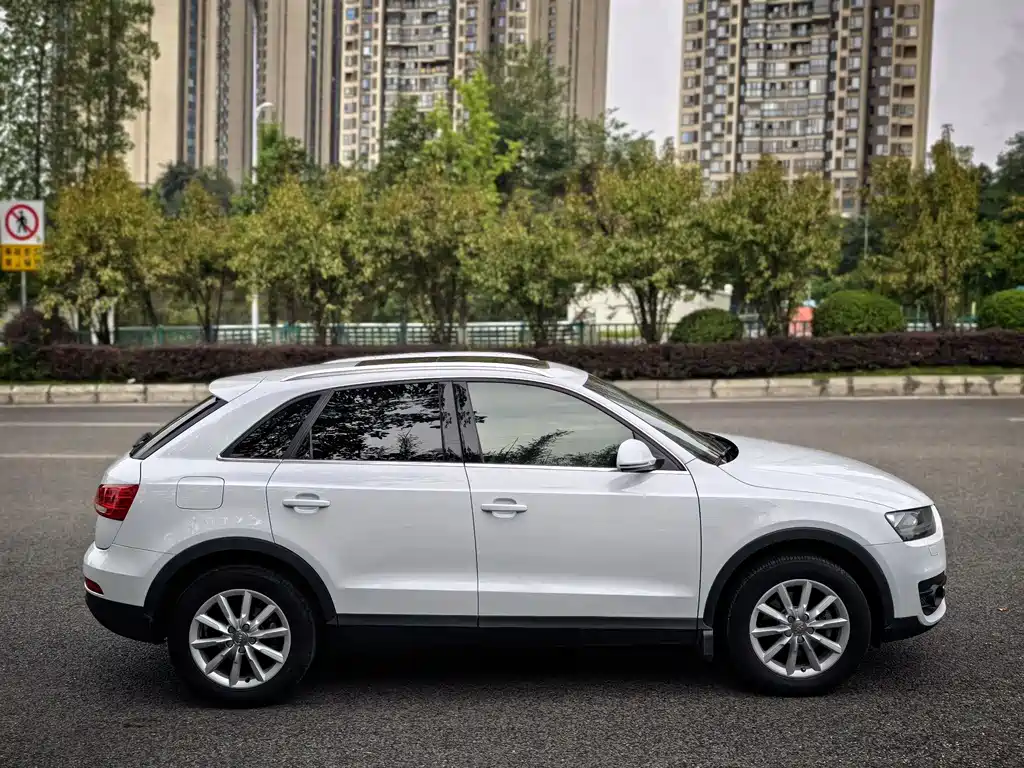 Audi Q3 — миниатюра 7