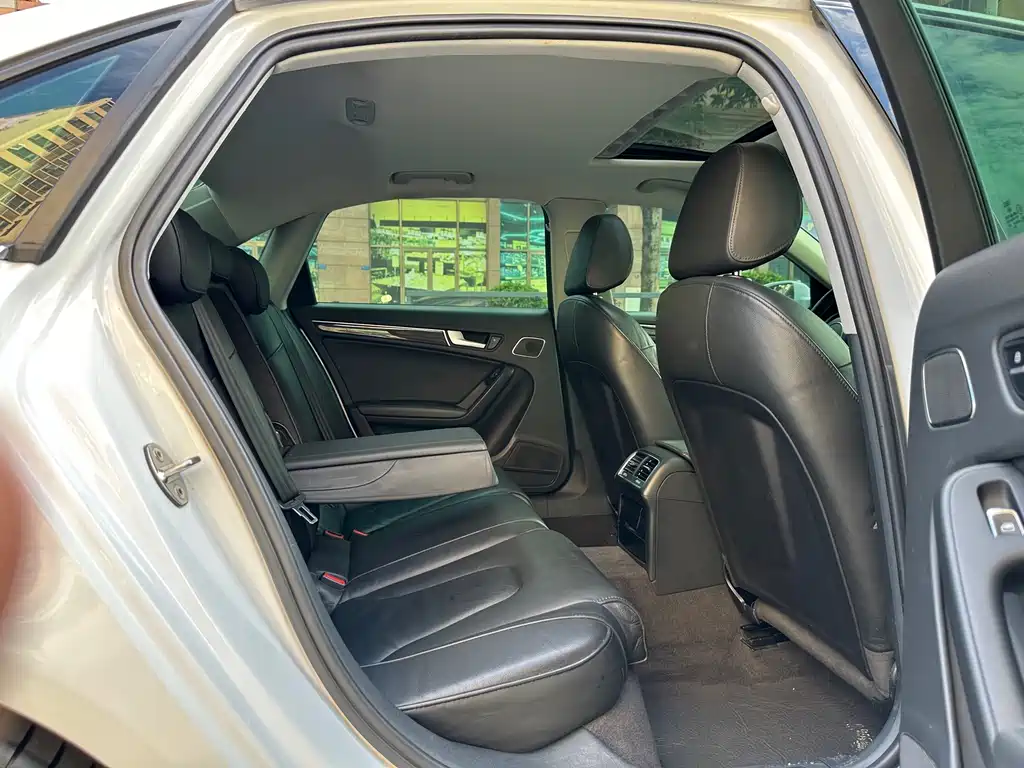 Audi A4L — миниатюра 14
