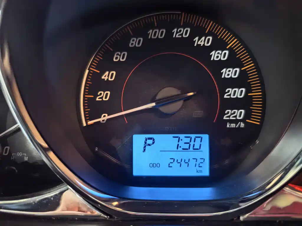 Toyota Yaris L — миниатюра 4