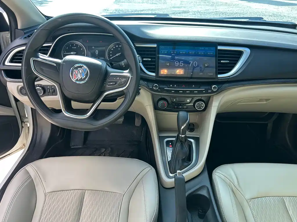 Buick Excelle — миниатюра 11