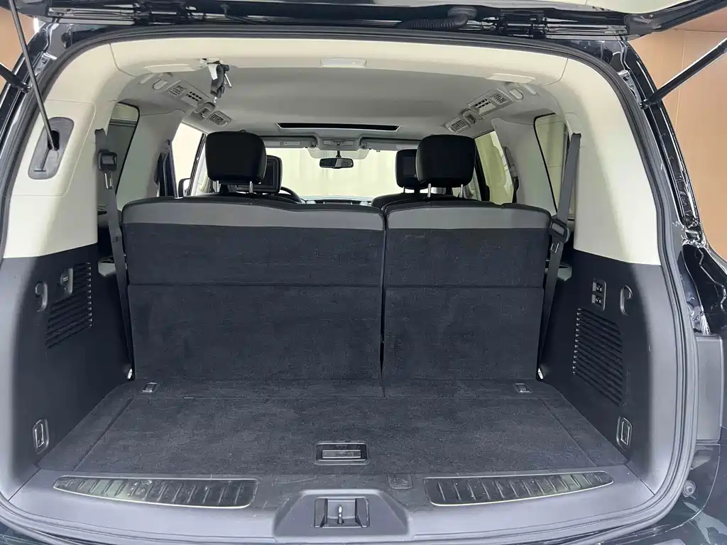 Infiniti QX80 — миниатюра 8