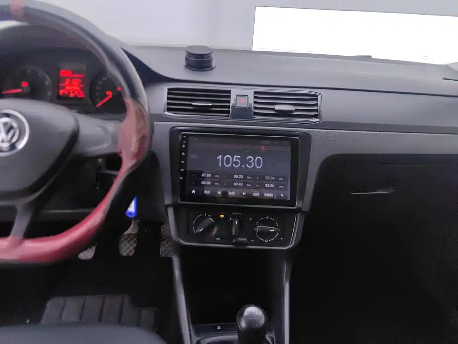 Volkswagen Santana — миниатюра 13
