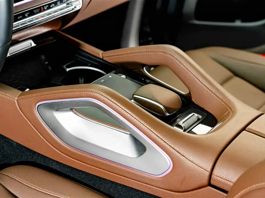 Mercedes-Benz GLE (Import) — миниатюра 12