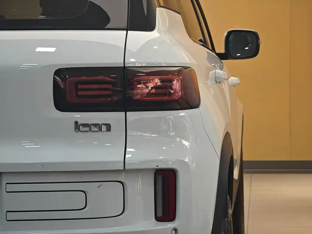 Geely Icon — миниатюра 27