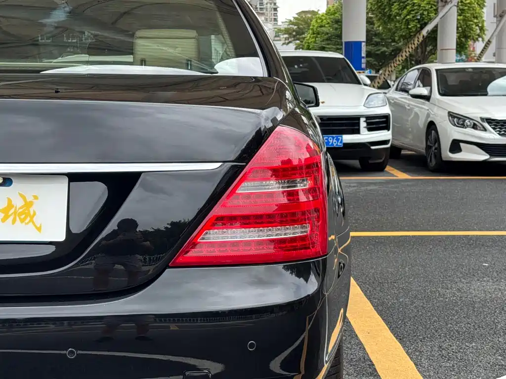 Mercedes-Benz S-Class — миниатюра 9