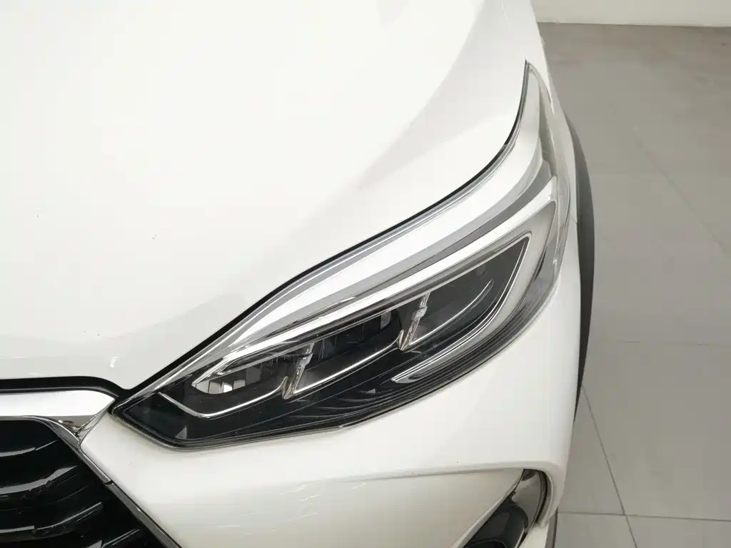Toyota Yaris L — миниатюра 7