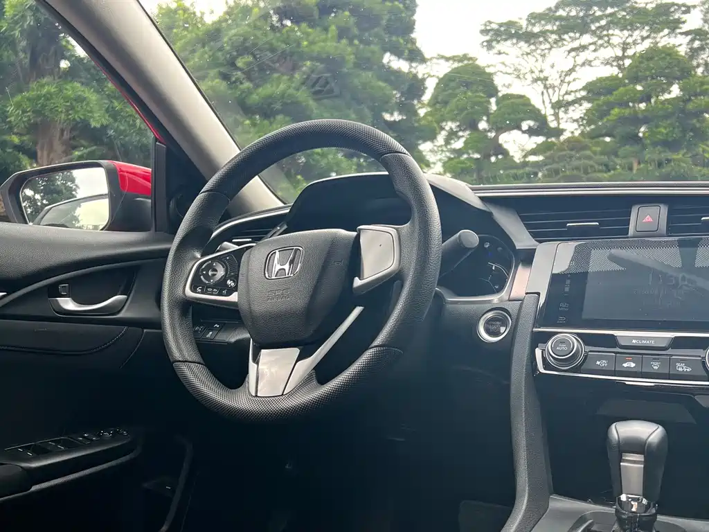 Honda Civic — миниатюра 13
