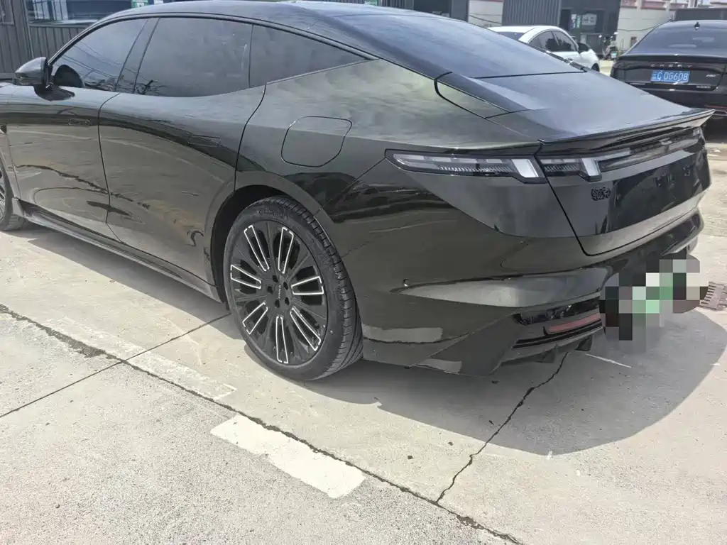 Lynk & Co 10 2025 240 Ultra Sport H7