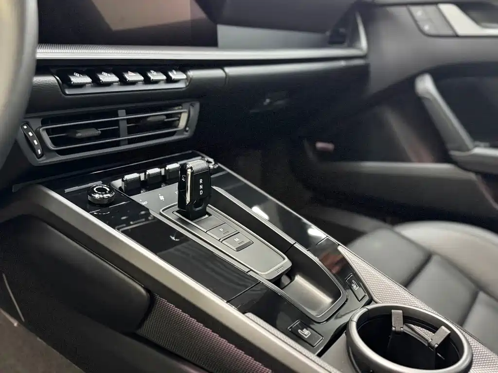 Porsche 911 — миниатюра 10