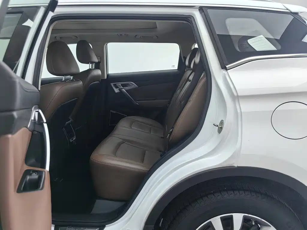 Geely Boyue — миниатюра 15