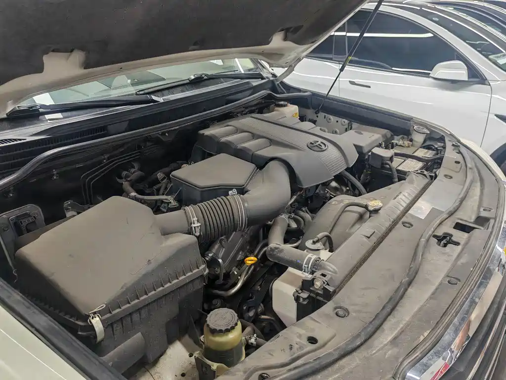 Toyota Land Cruiser — миниатюра 9