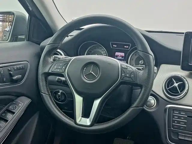 Mercedes-Benz GLA — миниатюра 12