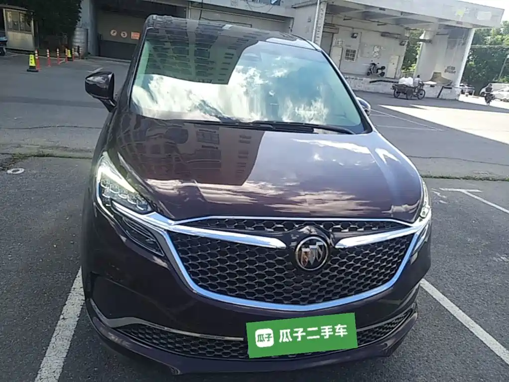 Buick GL8 — миниатюра 3