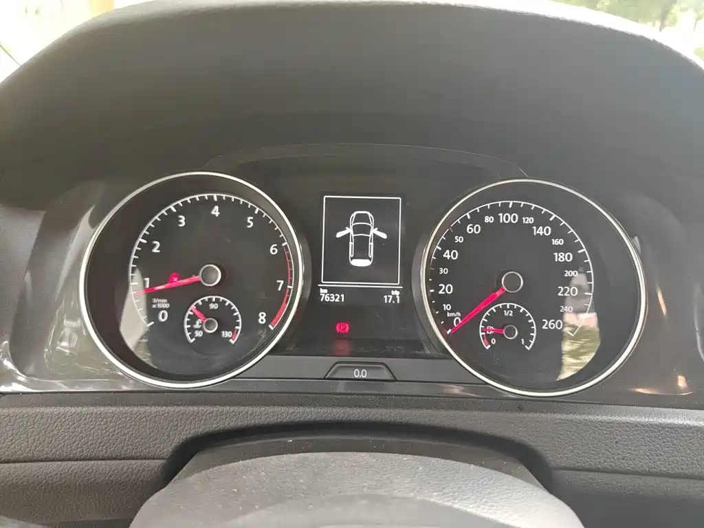 Volkswagen Golf — миниатюра 4