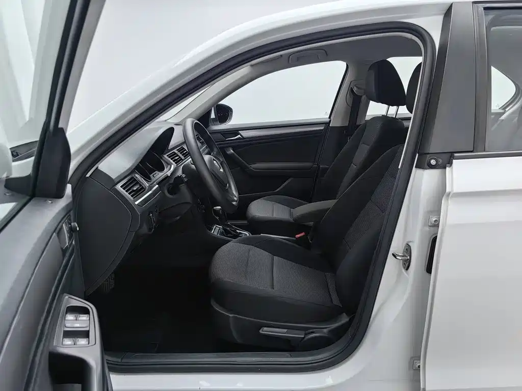 Volkswagen Bora — миниатюра 10