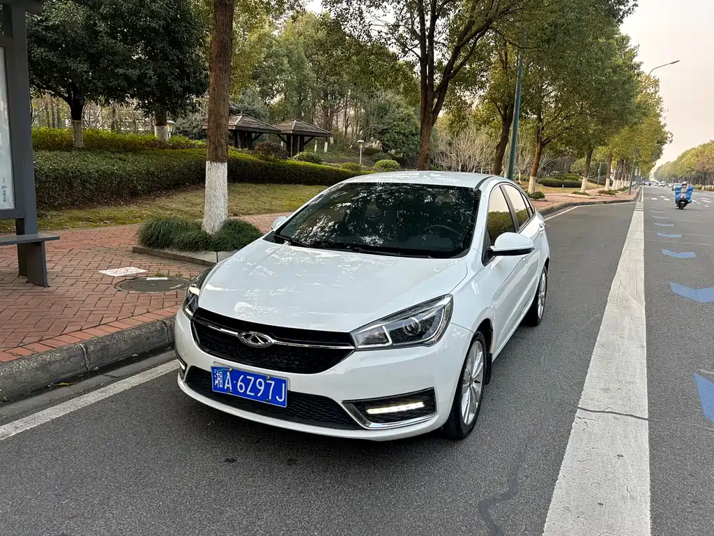 CHERY ARRIZO 5