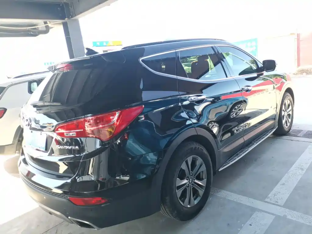 Hyundai Santa Fe — миниатюра 7