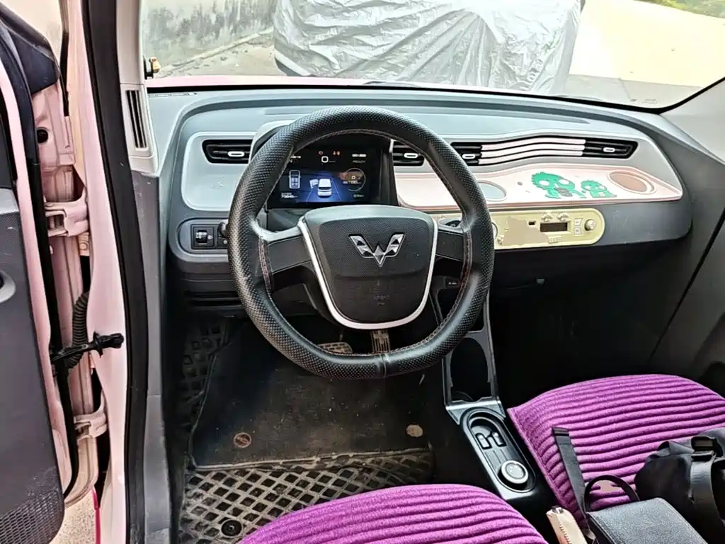 Wuling MINIEV — миниатюра 11