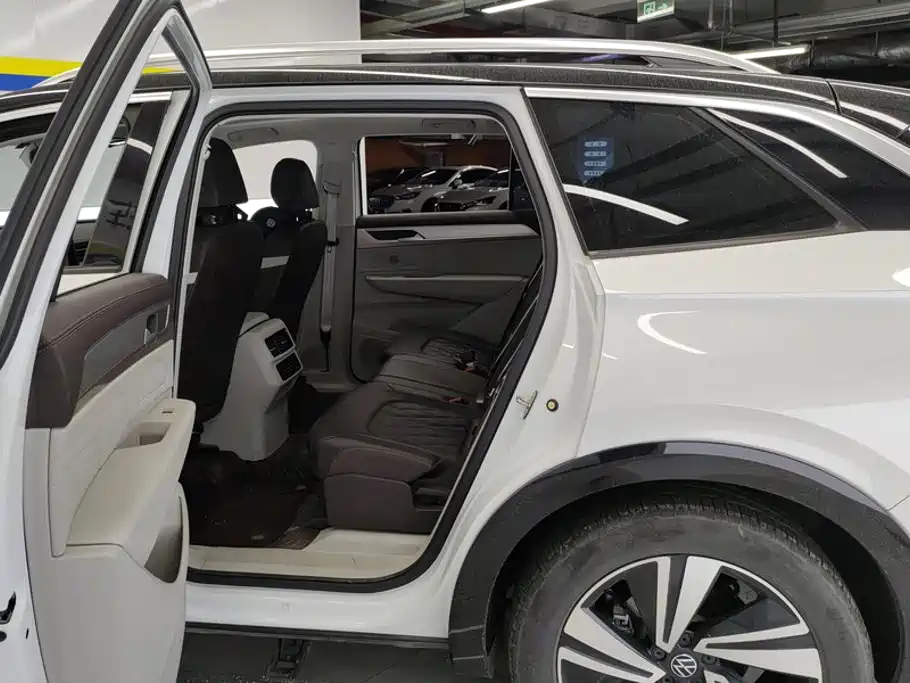 Volkswagen Tavendor — миниатюра 11