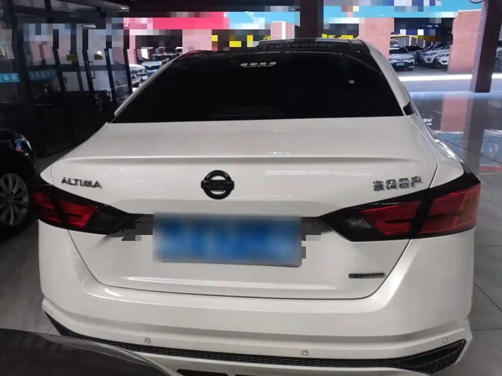 Nissan Teana — миниатюра 6