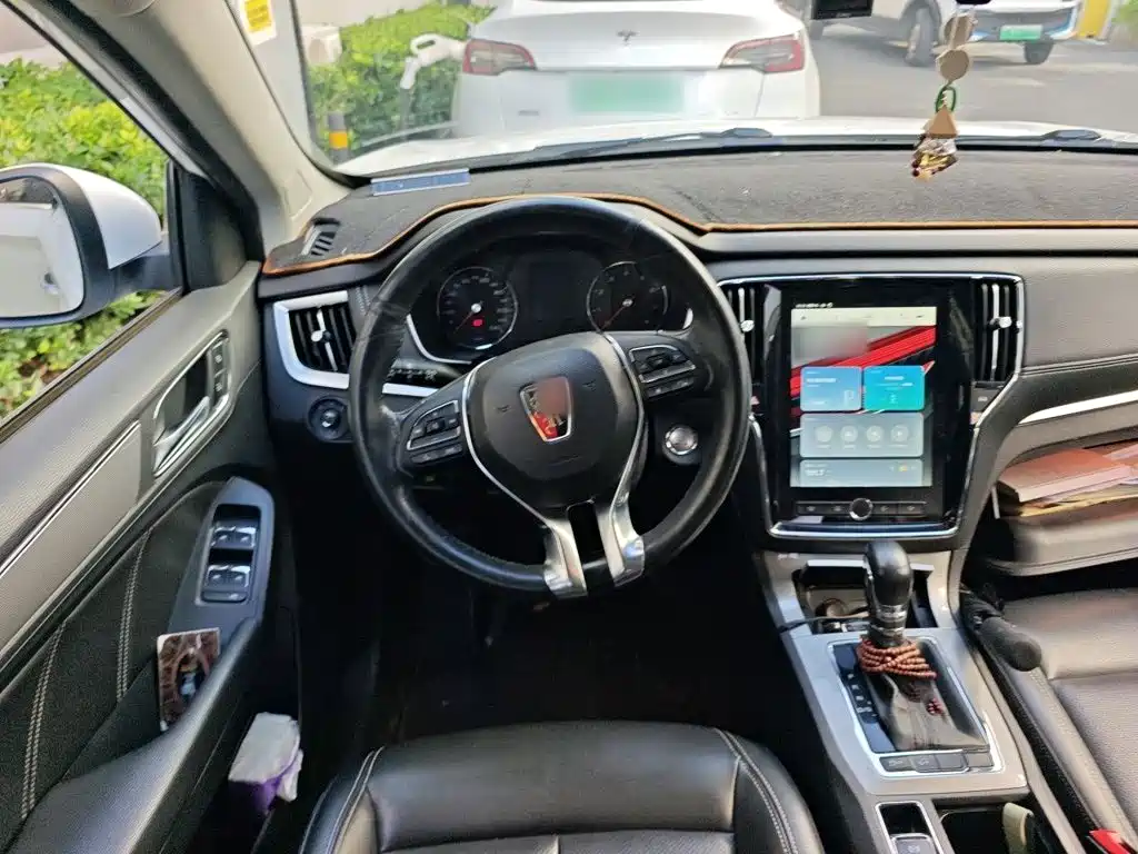 Roewe RX5 — миниатюра 3