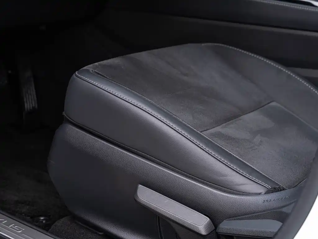 Lexus NX — миниатюра 18