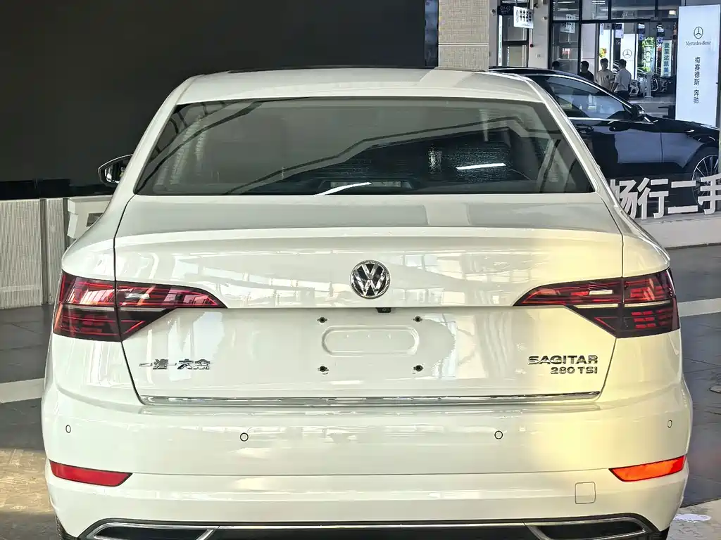 Volkswagen Sagitar — миниатюра 5