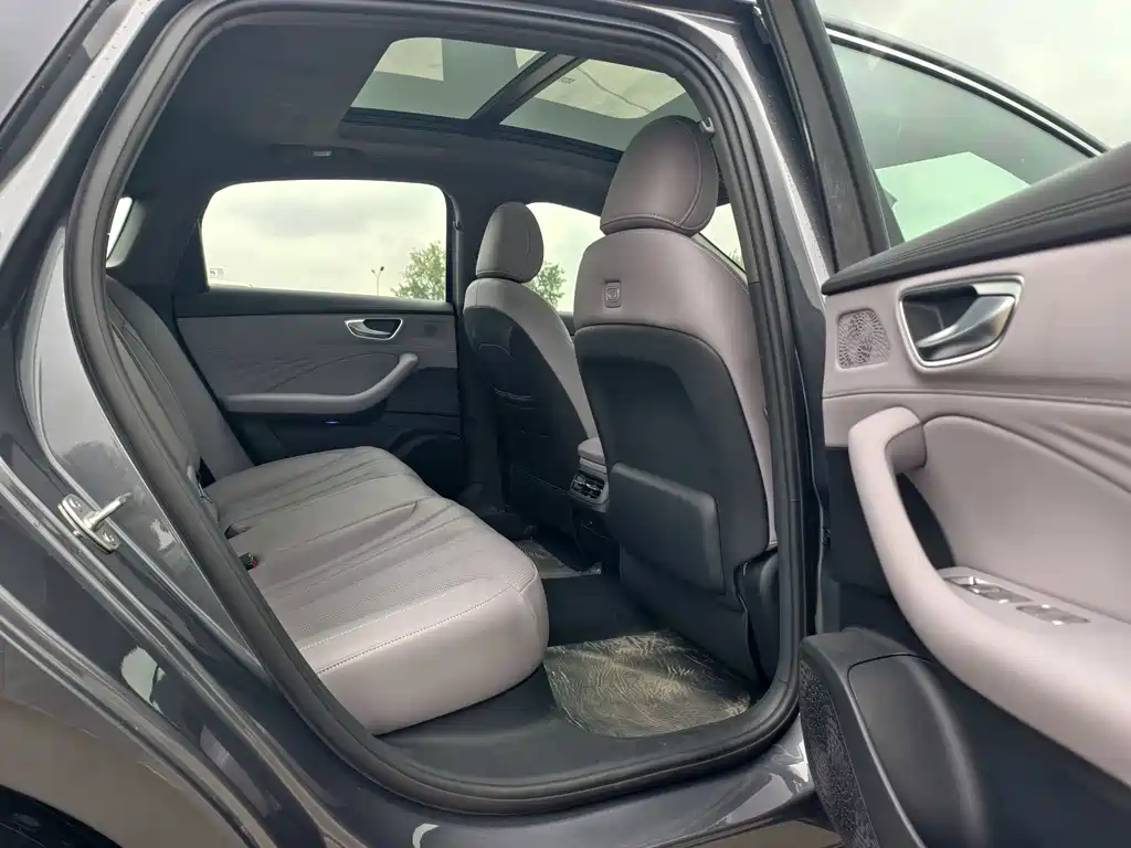Roewe M7 DMH — миниатюра 11
