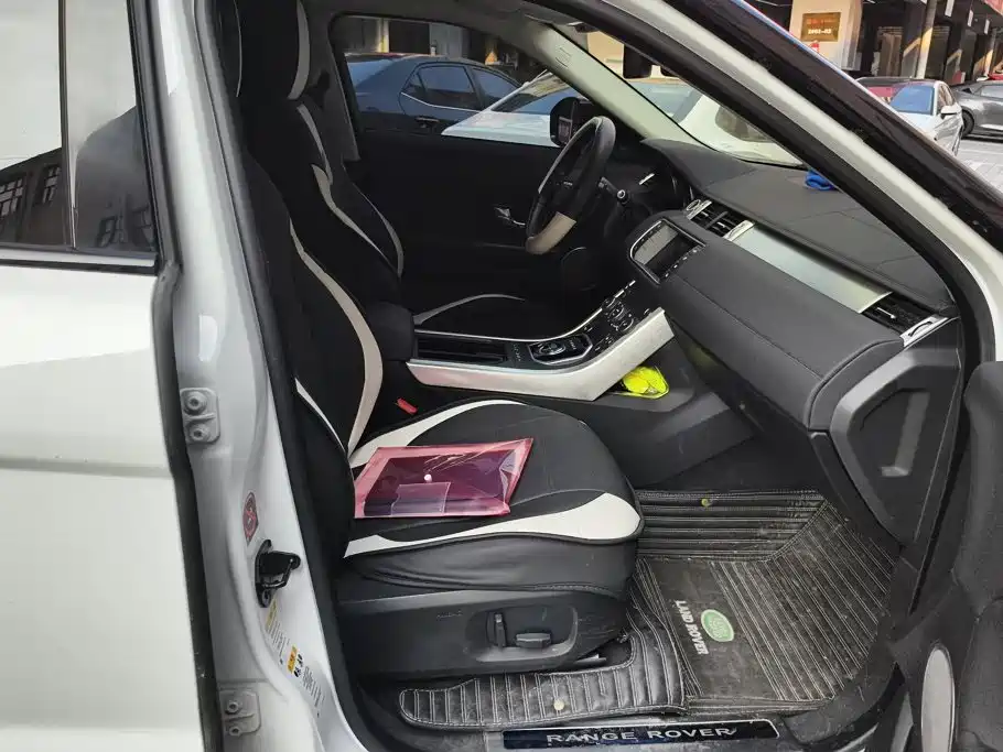 Land Rover Evoque — миниатюра 8