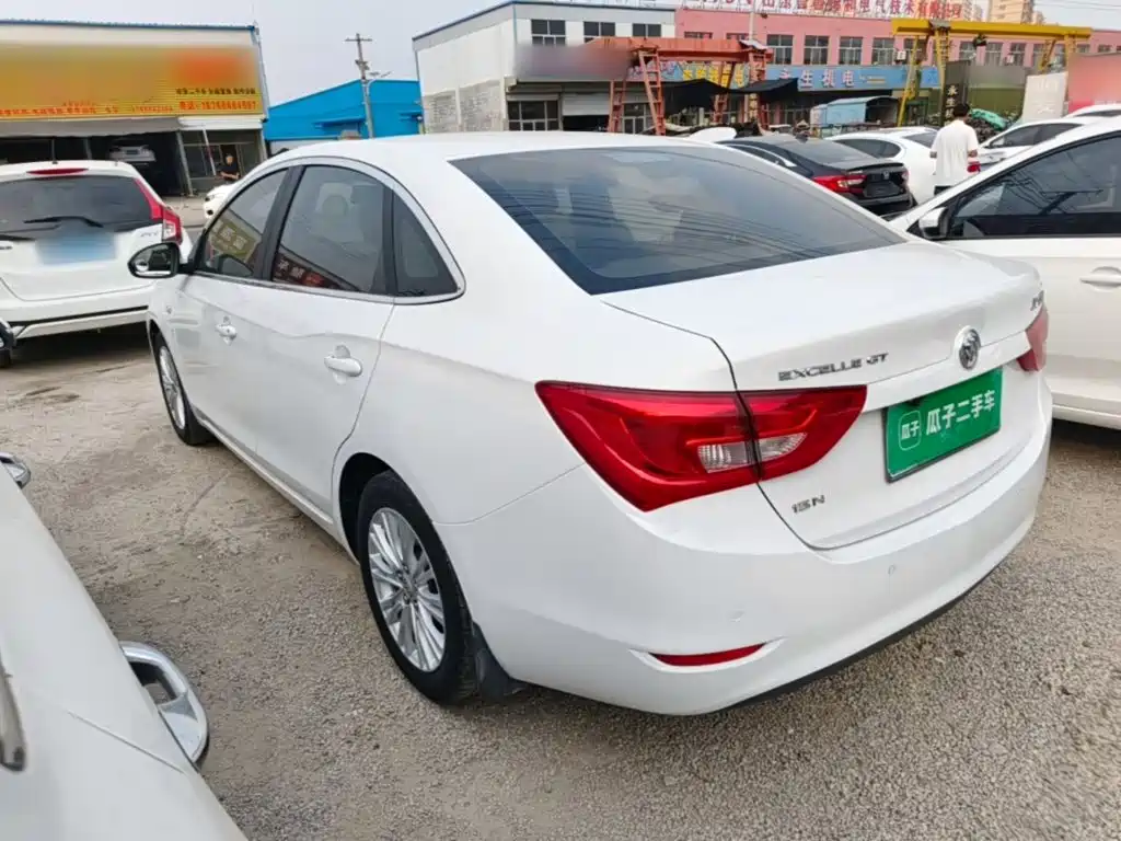 Buick Excelle — миниатюра 5