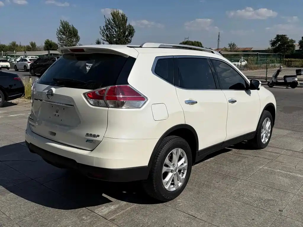 Nissan X-Trail — миниатюра 15