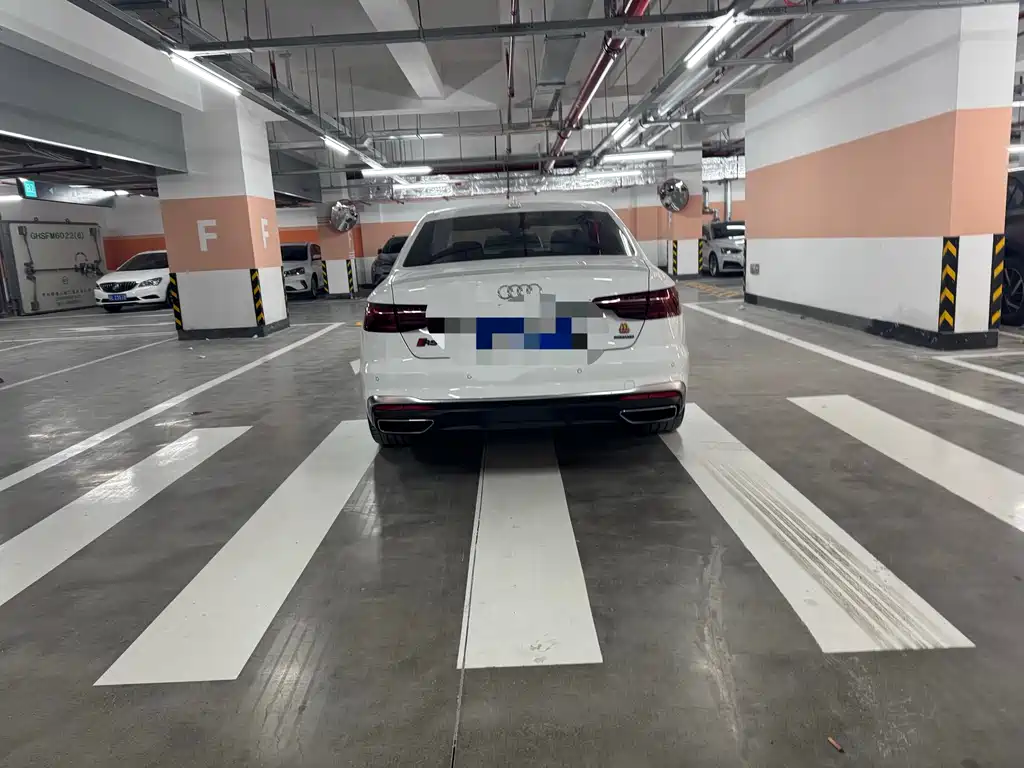 Audi A4L 2020 45 TFSI quattro