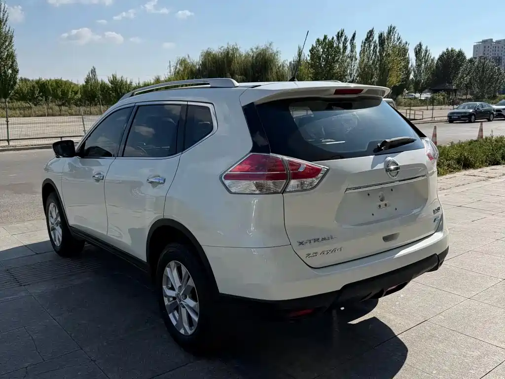 Nissan X-Trail — миниатюра 5