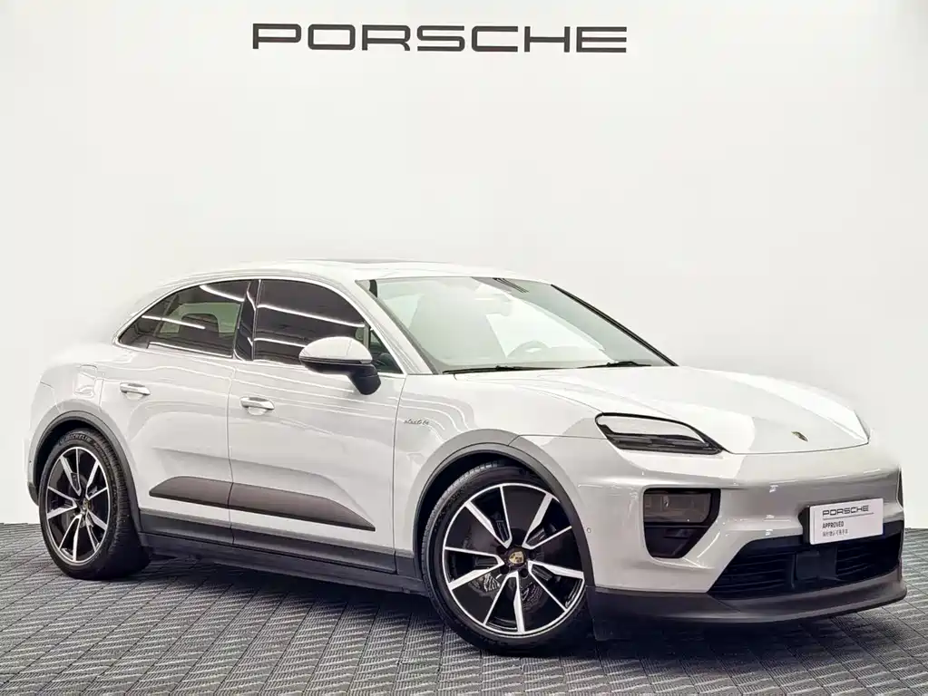 Porsche Macan 2024 Macan 4
