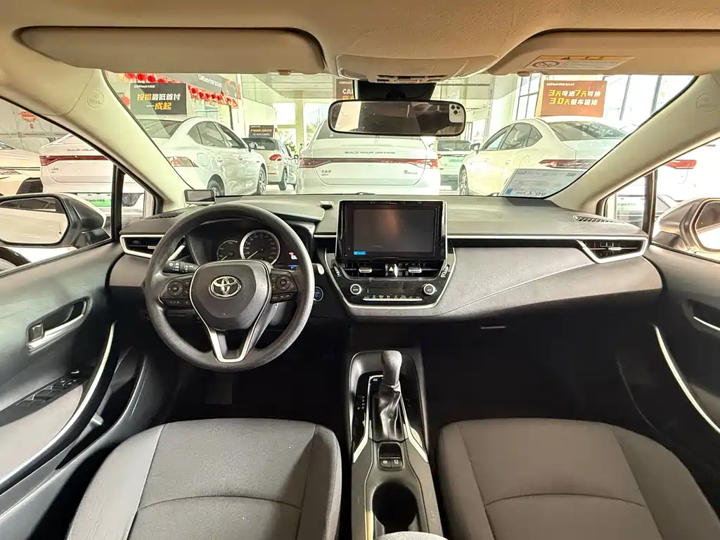 Toyota Corolla — миниатюра 6