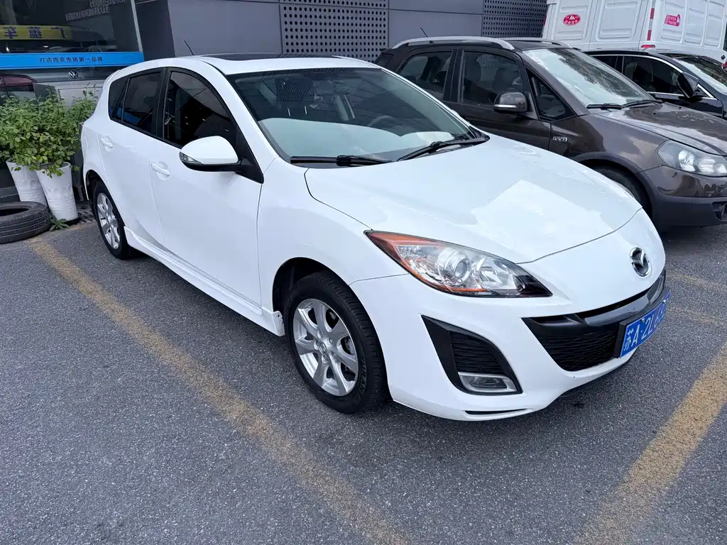 Mazda 3 Xingcheng — миниатюра 2