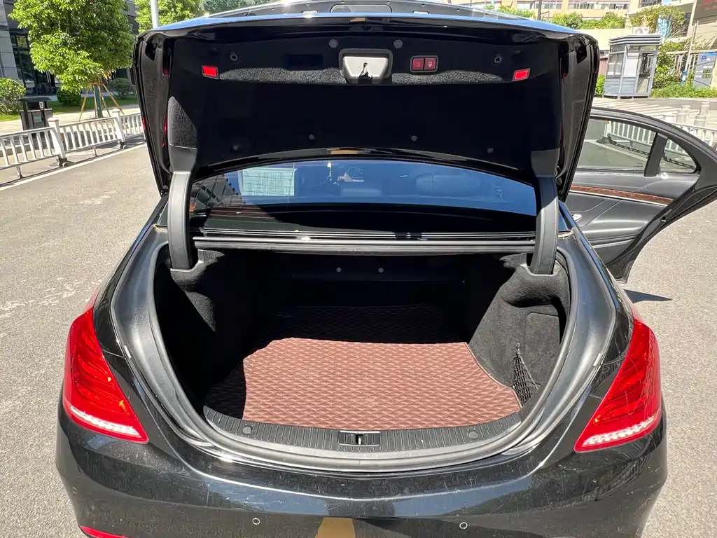 MERCEDES-BENZ S CLASS