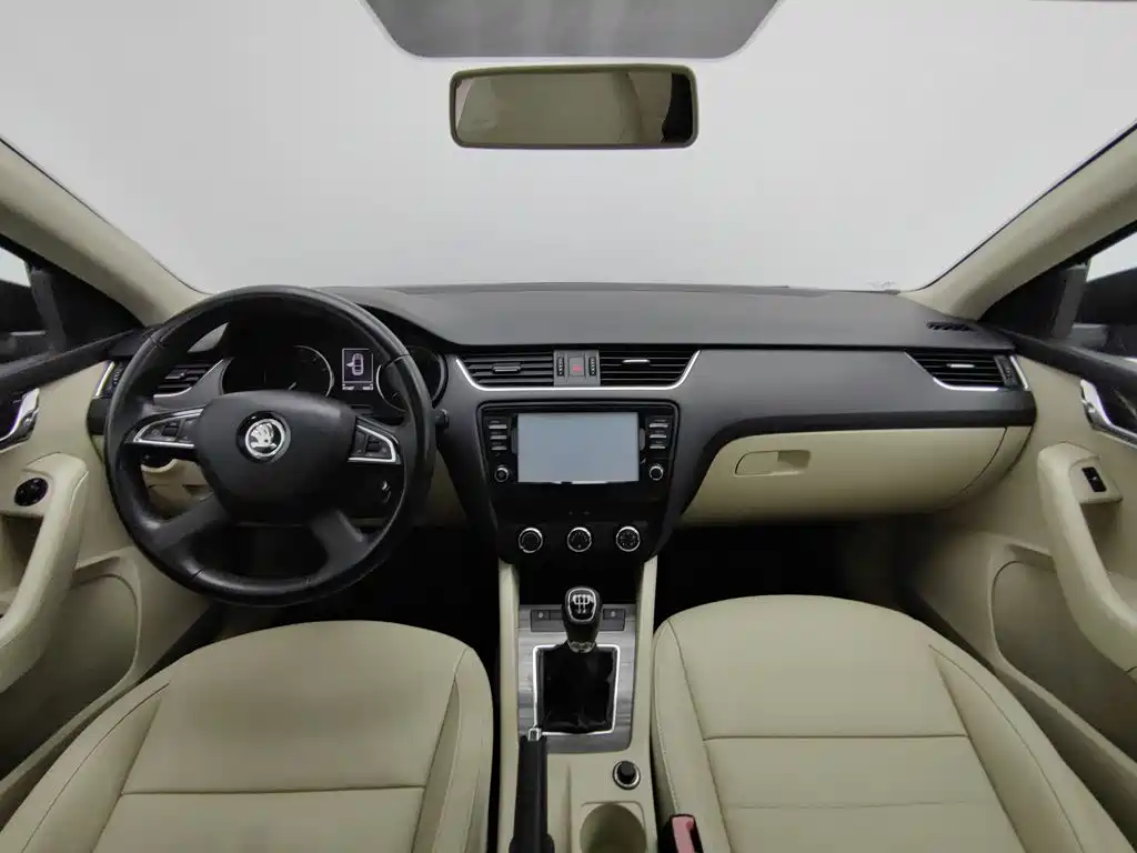 Skoda Octavia — миниатюра 5