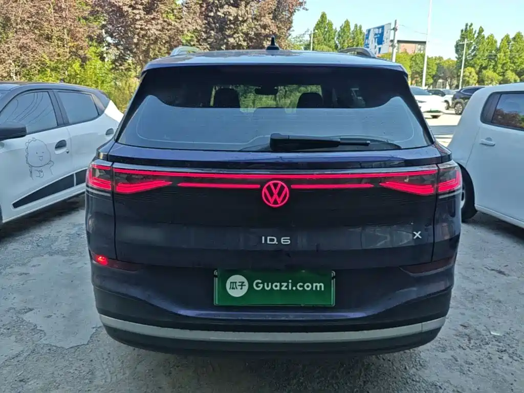 Volkswagen ID.6 X — миниатюра 6
