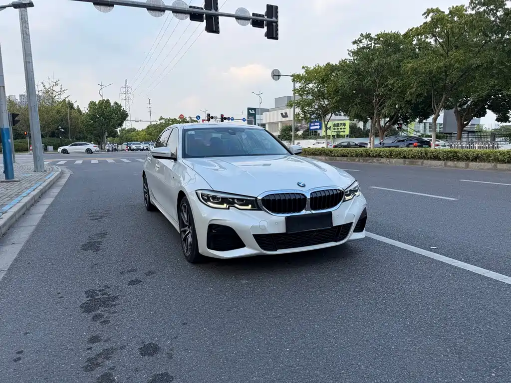 BMW 3 Series — миниатюра 2