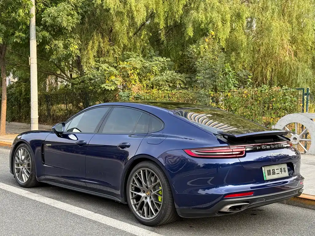 Porsche Panamera Hybrid — миниатюра 8