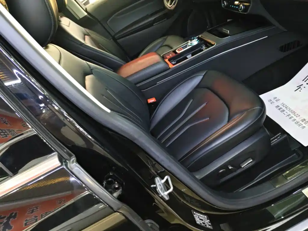 Ford Edge — миниатюра 25
